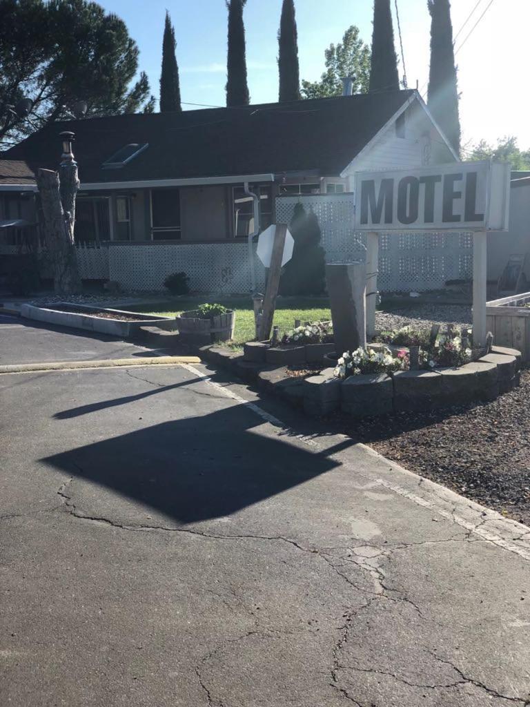 Kelseyville Motel Buitenkant foto