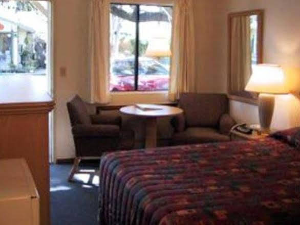 Kelseyville Motel Buitenkant foto
